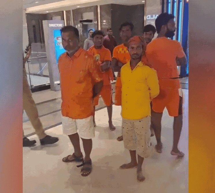 You are currently viewing “Mall of Ranchi” Denies Entry to Hindu Devotees in Saffron